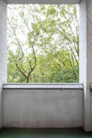 Großzügige 4-Zimmer-Altbauwohnung mit Gestaltungspotenzial, Südbalkon und Uferblick – 10999 Berlin – Vorschaubild 5