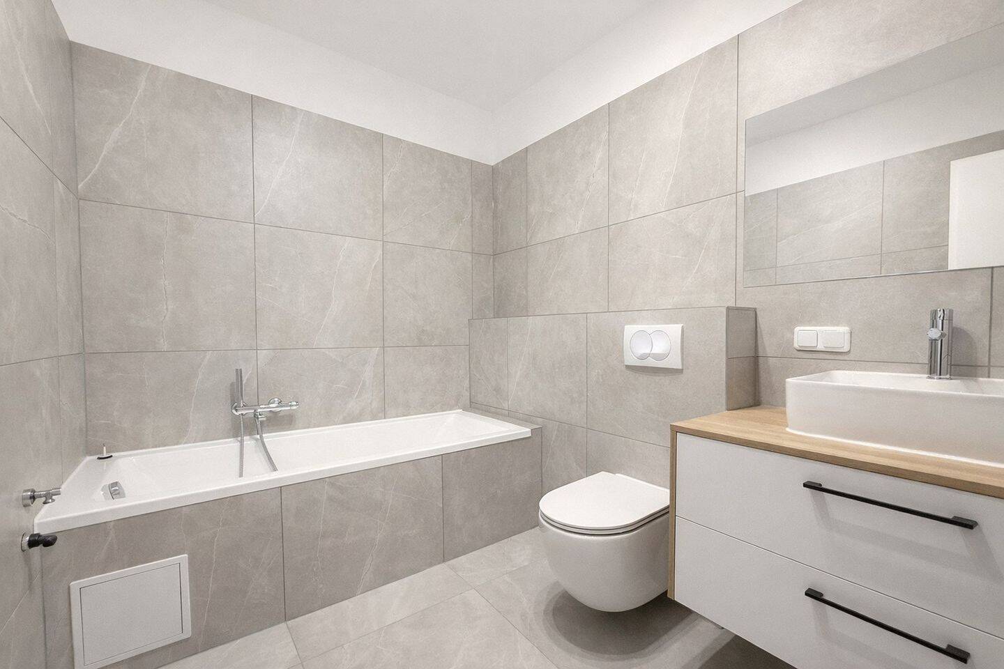 Großzügige 4-Zimmer-Wohnung mit Balkon in Magdeburg – Magdeburg – Vorschaubild 7