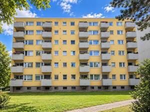 2-Zimmerwohnung mit Balkon | Bezugsfrei ideal für Paare in Spandau mit Auzug und Stellplatz – 13599 Berlin – Vorschaubild 2