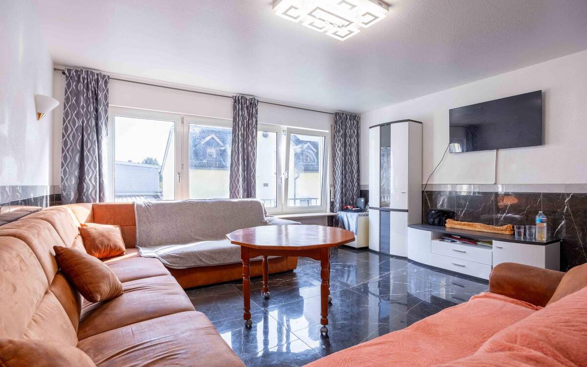 Charmante 3-Zimmer-Eigentumswohnung mit Balkon in zentraler Lage von Hanau – 63452 Hanau – Bild 1 von 7