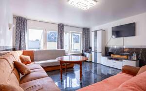Charmante 3-Zimmer-Eigentumswohnung mit Balkon in zentraler Lage von Hanau – 63452 Hanau – Vorschaubild 1