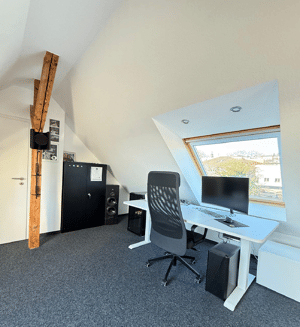 Spektakuläre Maisonetten-ETW (ca. 128 m² Wohn-/Nutzfläche) mit Terrassen-Balkon u. Kfz.-Stellplätze – 42853 Remscheid – Vorschaubild 5