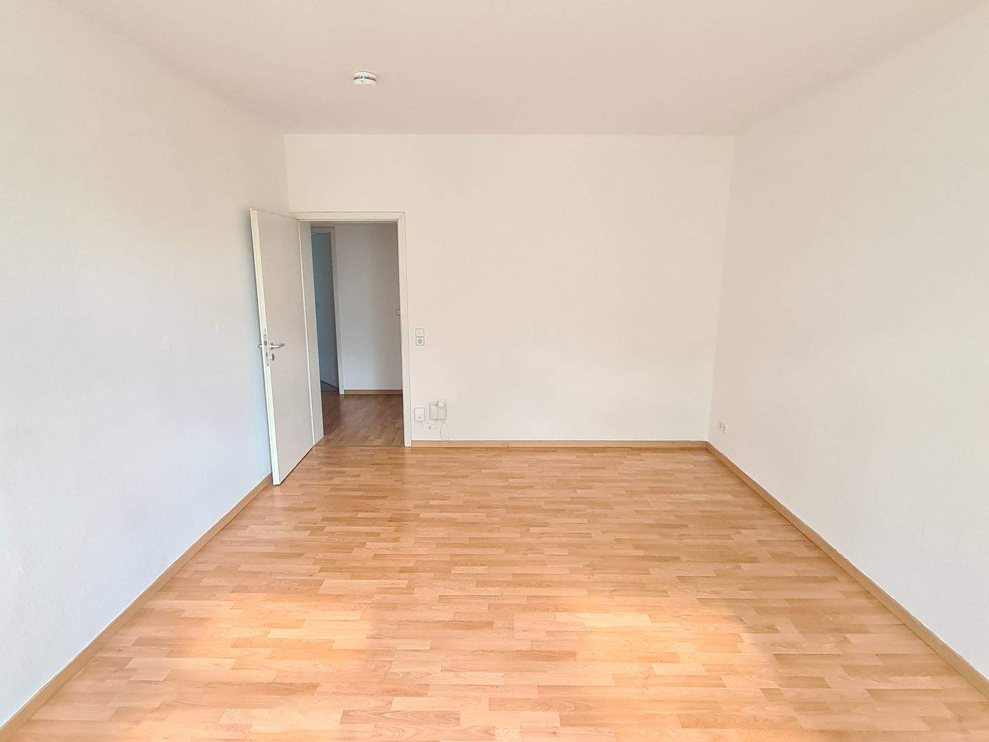 Darf es etwas besonderes sein? 2,5-Raum-Altbauwohnung in ruhiger Lage – Chemnitz – Vorschaubild 9