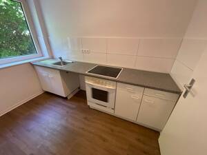 Frisch renovierte 2 Zimmer-Wohnung mit Tageslichtbad und Dusche – 23730 Neustadt in Holstein – Vorschaubild 5