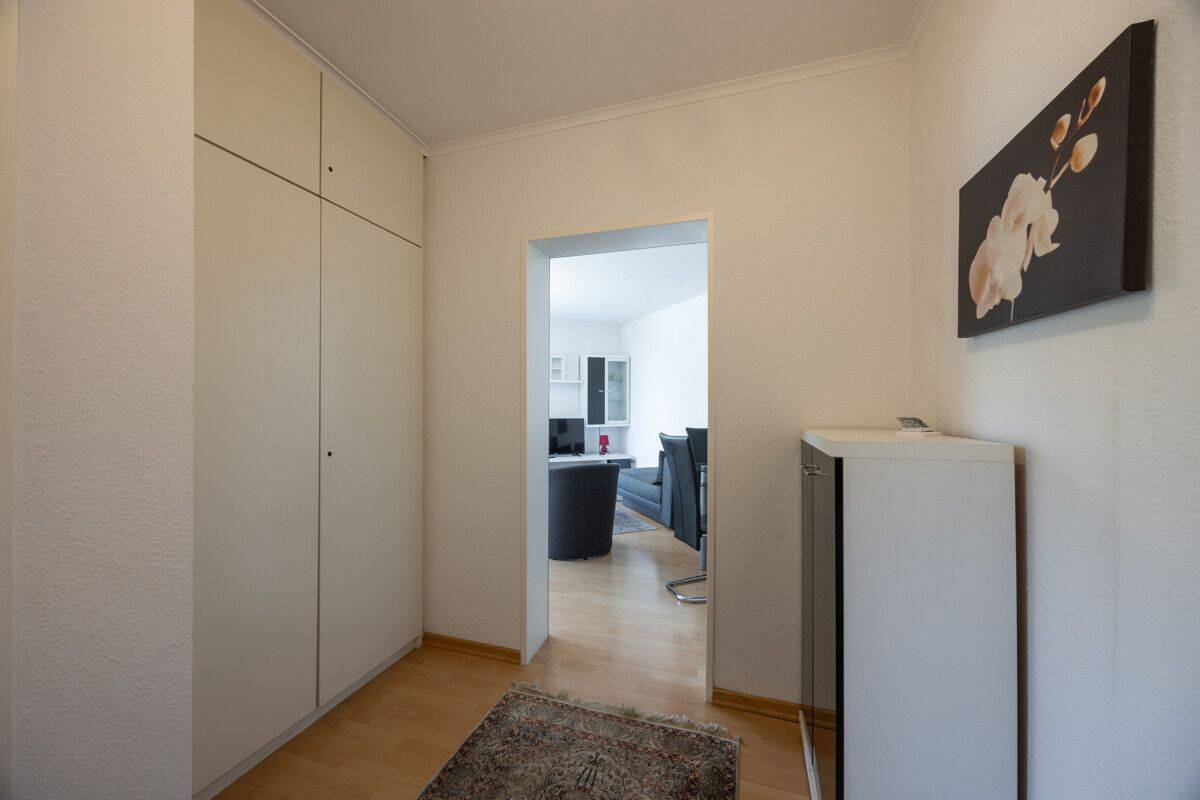GRAFENBERG: Stilvoller Wohlfühlfaktor - möblierte 2-Zimmer-Wohnung mit Loggia und Aufzug – Düsseldorf – Vorschaubild 6