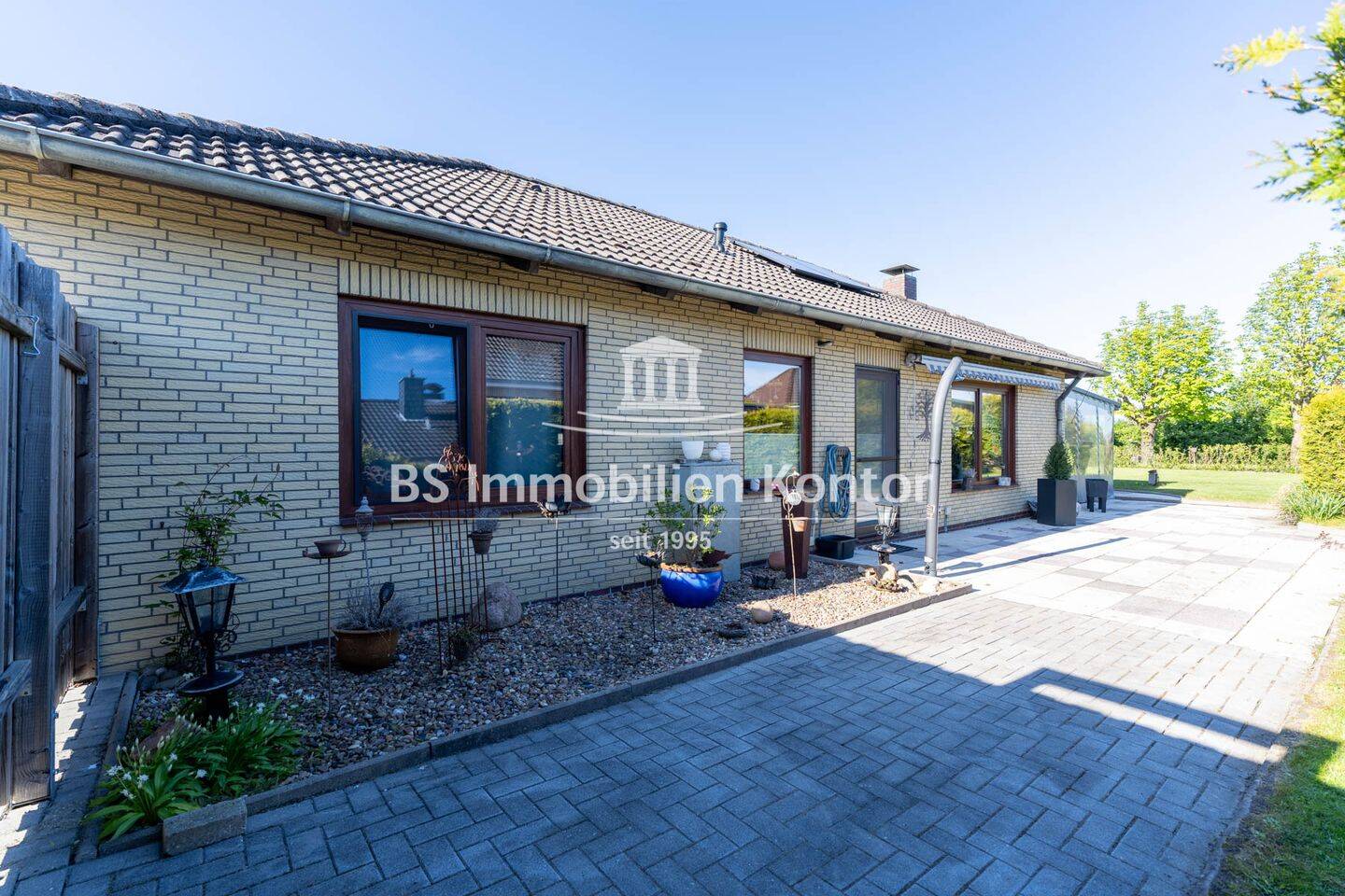 Haskamp! Top gepflegter, renovierter Bungalow mit überdachter Terrasse und Gartenanlage! – Hinte – Vorschaubild 7