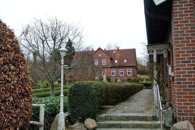 11 Einheiten mit 14 Mietern und 10 Einfamilienreihenmittelhäusern auf der Insel Rügen Wohnparadies und Ferienparadies – Sagard – Vorschaubild 7