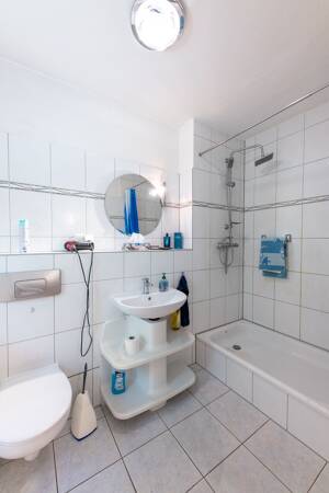 Biesdorf | Einfamilienhaus | Garten | Bezugsfrei ab 01.10.2026 – 12683 Berlin – Vorschaubild 5