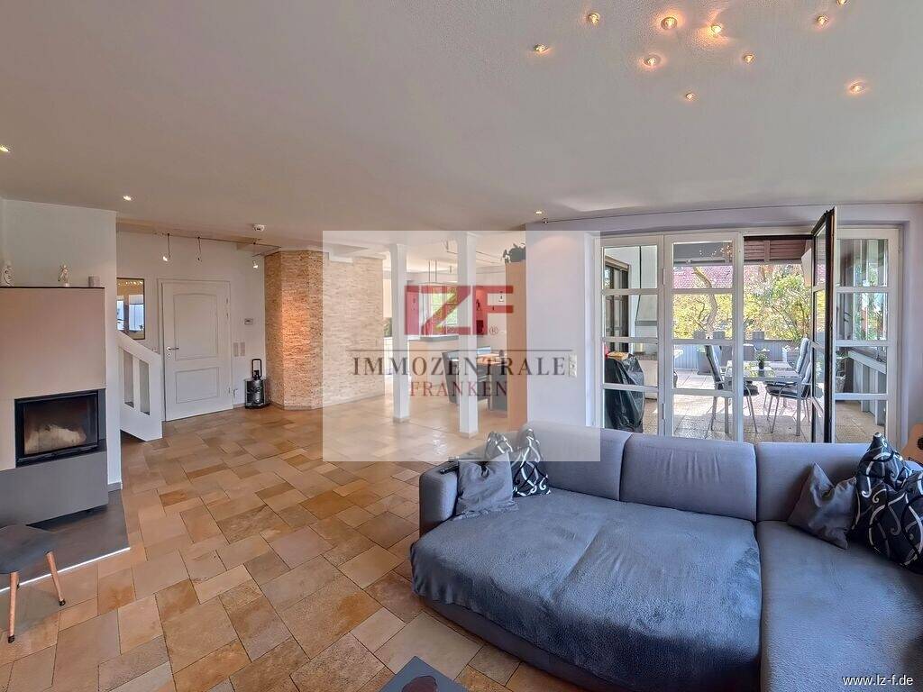 Hausgefühl statt Wohnung | 168 m² Maisonette | Kamin | Terrasse | Doppelgarage | frei 01.10. – Fürth – Vorschaubild 4