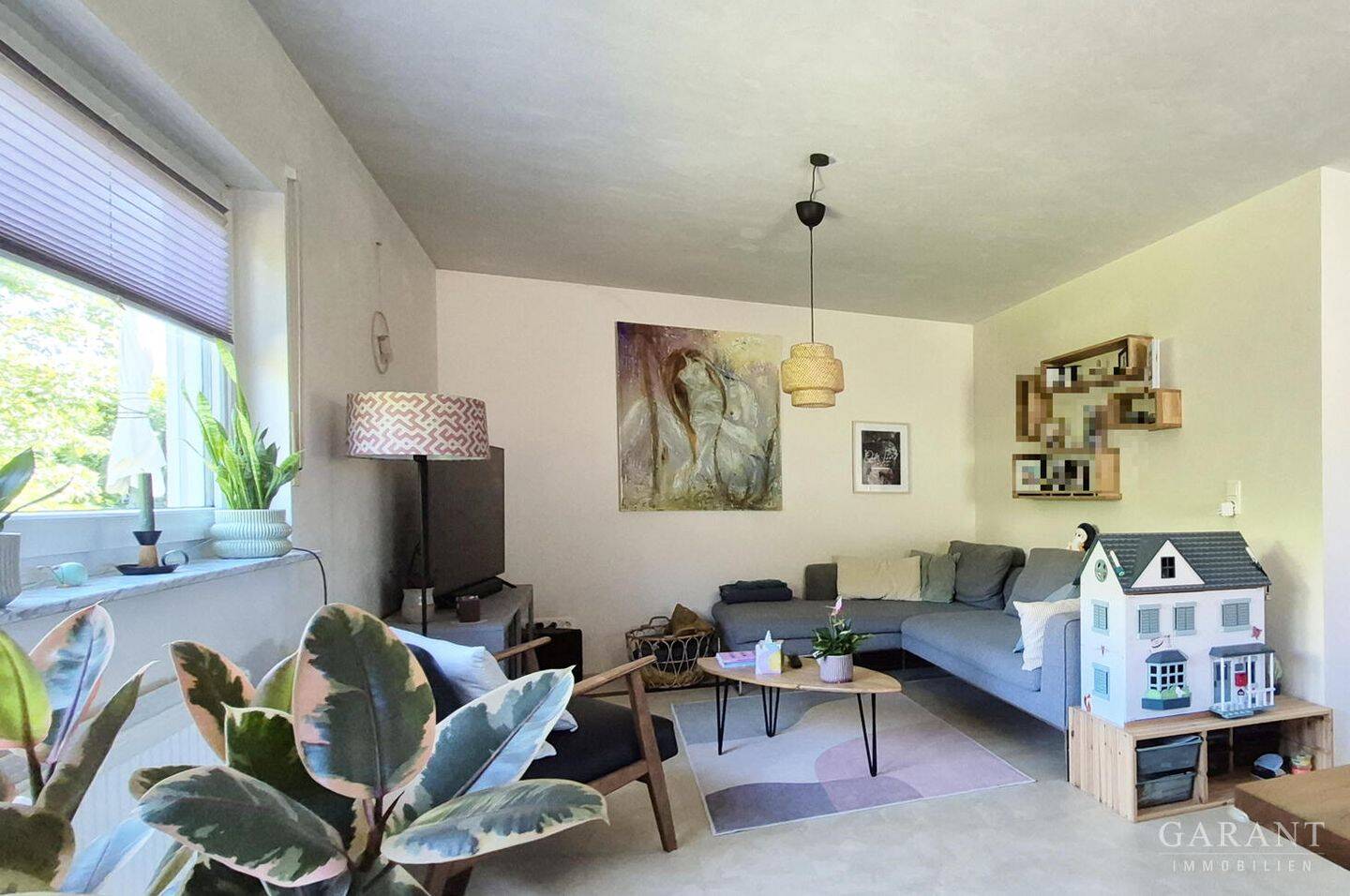 Perfekt angebunden im Grünen: Kurze Wege zum Alltag + viel Wohnfläche für Familie & Homeoffice! – Ilsfeld – Vorschaubild 9