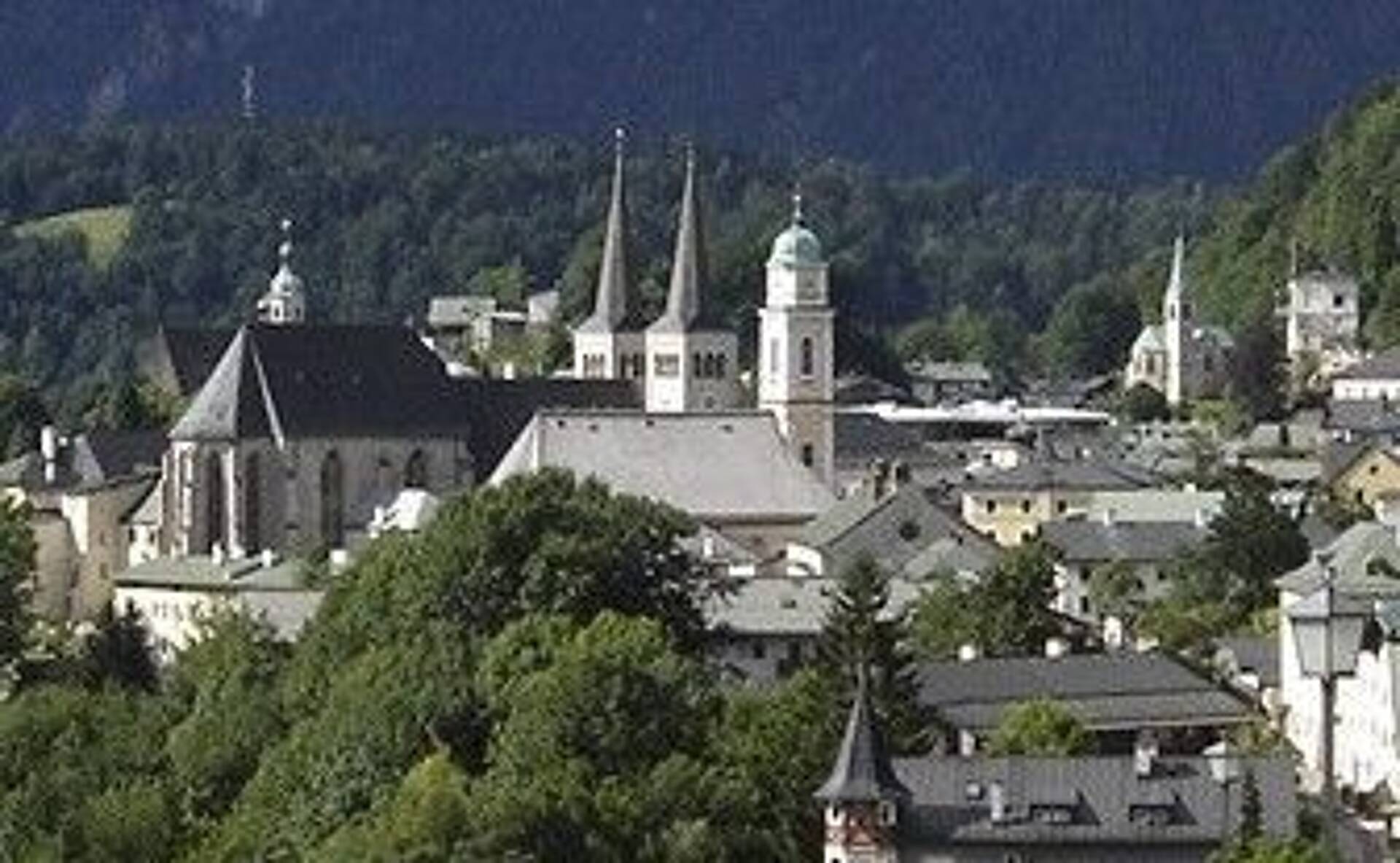 Mehrfamilienhaus in 83471 Berchtesgaden mit 420,99 m² kaufen