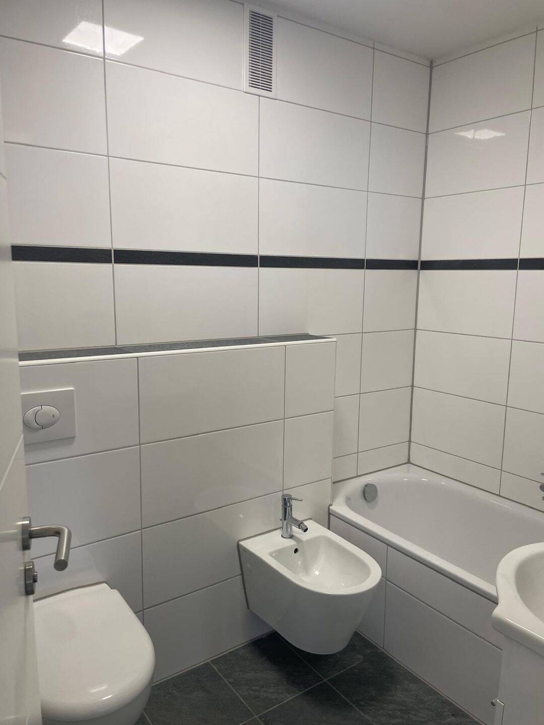 4- WG gesucht / 350€ + 75€ NK – Amberg – Vorschaubild 6