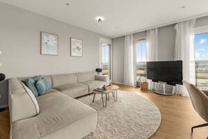 Wohnen im 16. Stock mit spektakulärer Aussicht - Vollmöblierte Luxuswohnung im ROOTS – 20457 Hamburg – Vorschaubild 5