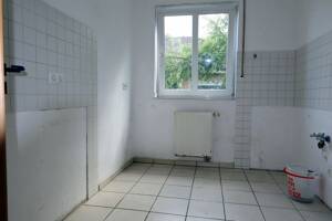 Zentral gelegene 3-Zimmer Wohnung, in Schloss-Neuhaus 1-OG mit Balkon, Bezugsfrei ab 1.10.2026 – 33104 Paderborn – Vorschaubild 7