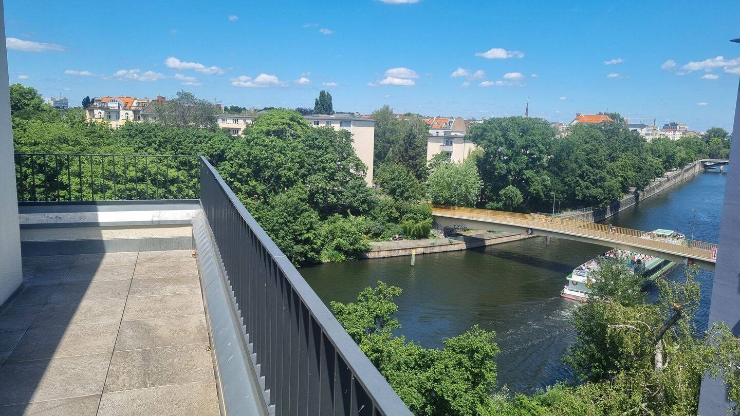 Spektakuläres Penthouse direkt an der Spree mit Wasserblick – Berlin – Vorschaubild 5