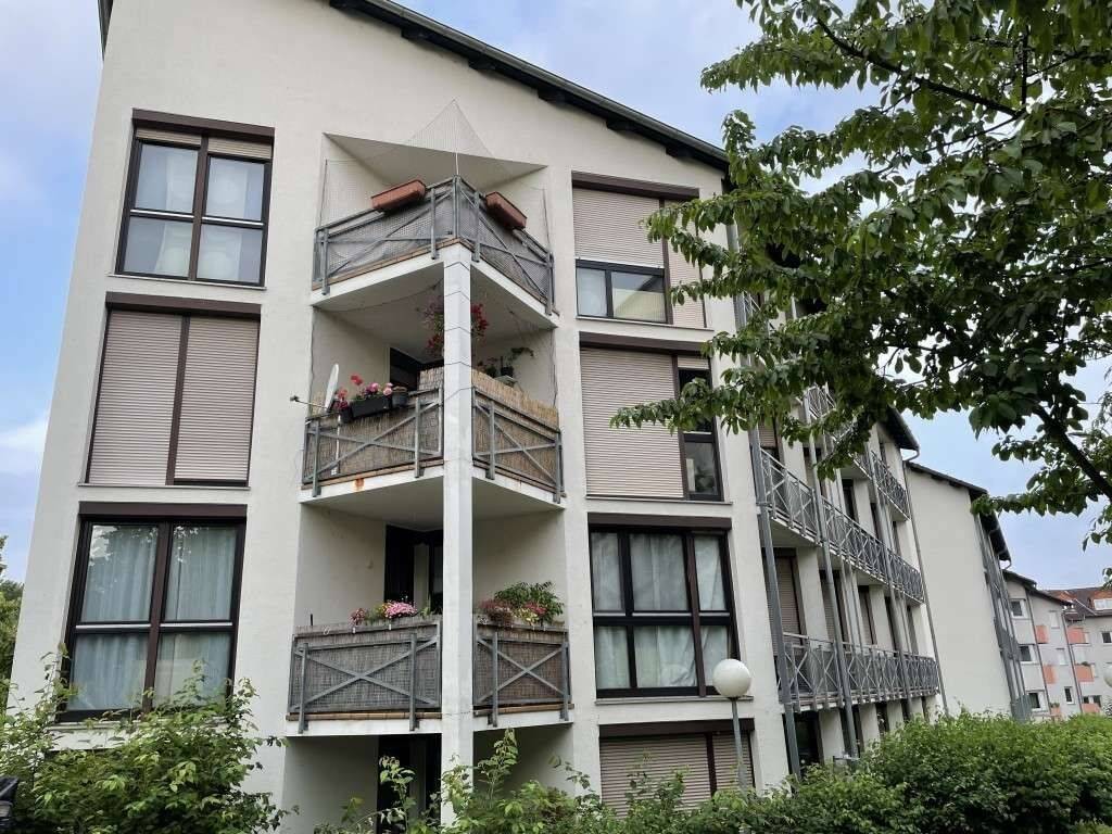 Gemütliche und gut geschnittene 2 Zimmer-Wohnung mit Balkon in guter Lage zu den Unikliniken, Gre...