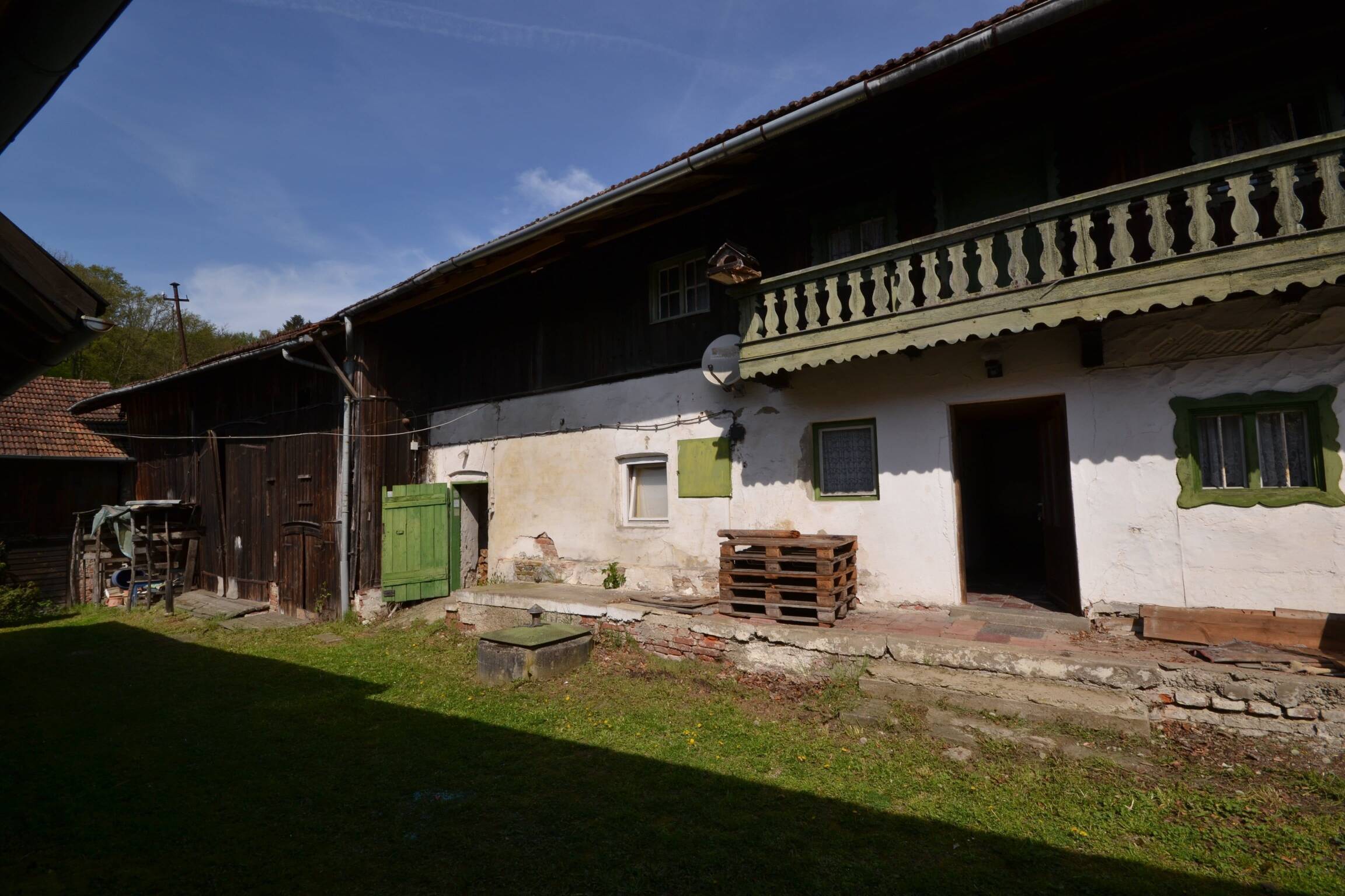 Hofstelle Neumühle 22 1/2 & Baudenkmal Neumühle 22 – Perach – Vorschaubild 4