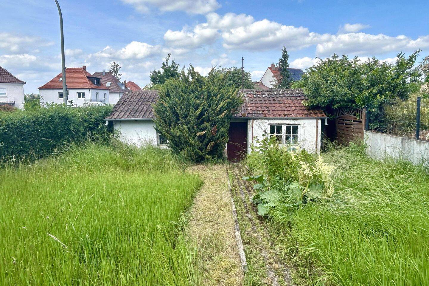Kleine 3-Zi.-DHH mit Gartenhaus, sonniges & großzügiges Grundstück in zentraler Lage – Stuttgart – Vorschaubild 8