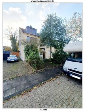 Tolles MFH, hervorragende Möglichkeiten, hochwertige Lage + großer Garten in Köln- Weiden