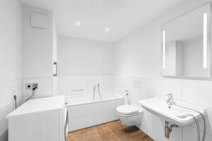 Exklusive 87 m² Wohnung in zentraler Lage mit Aufzug, klimatisiert, Fußbodenheizung, sofort zu beziehen – 40233 Düsseldorf – Vorschaubild 8