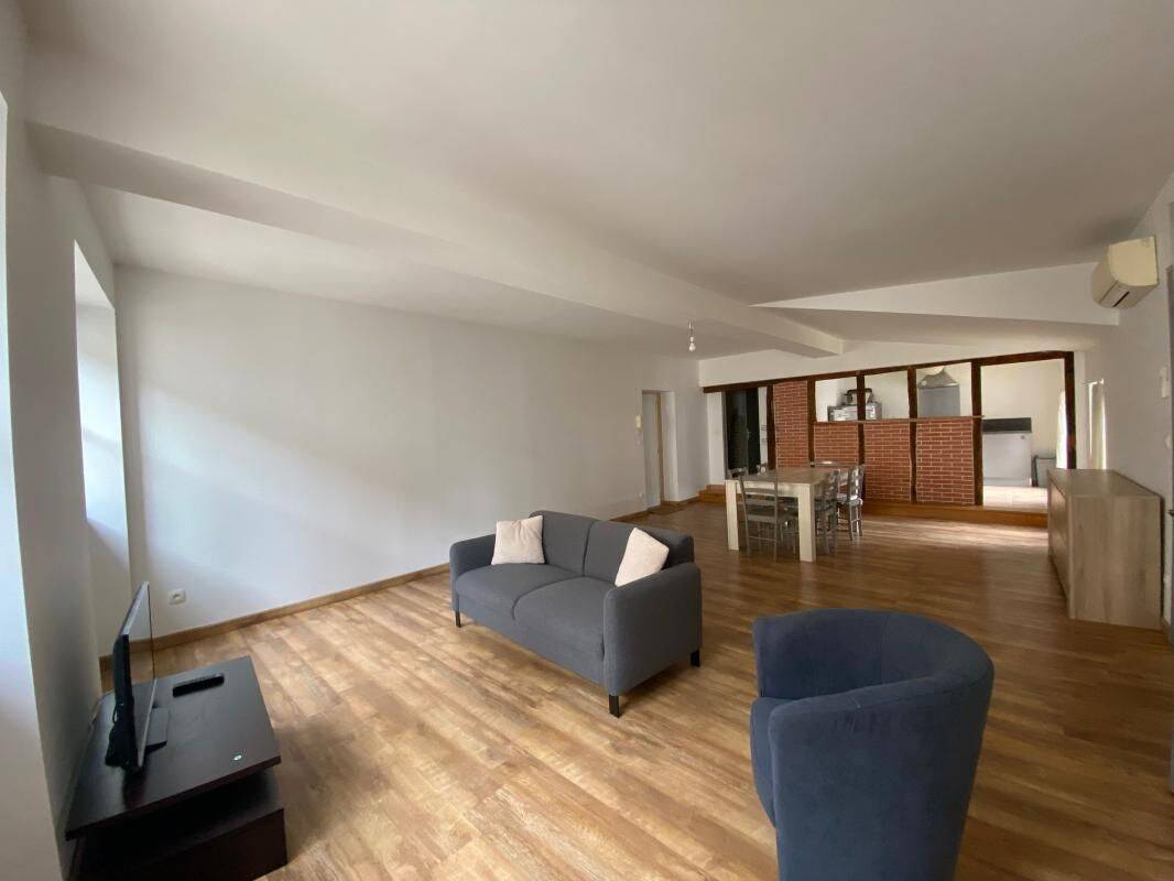Appartement 3 pièces 83 m² · à Castres · 83 m² · 650 €/mois