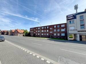 Investmentchance für Strategen: 3 Häuser - 16 Wohnungen - 15 Balkone | Einstiegsmieten ab 4,45 EUR/m² – 46236 Bottrop – Vorschaubild 1