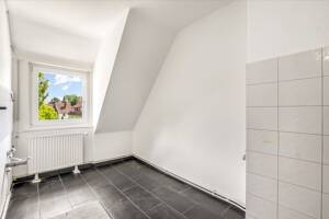 renoviert, bezugsfrei: 3 Zimmerwohnung in Vegesack - Ansprechpartnerin Frau Bengen 01624471809 – 28755 Bremen – Vorschaubild 8