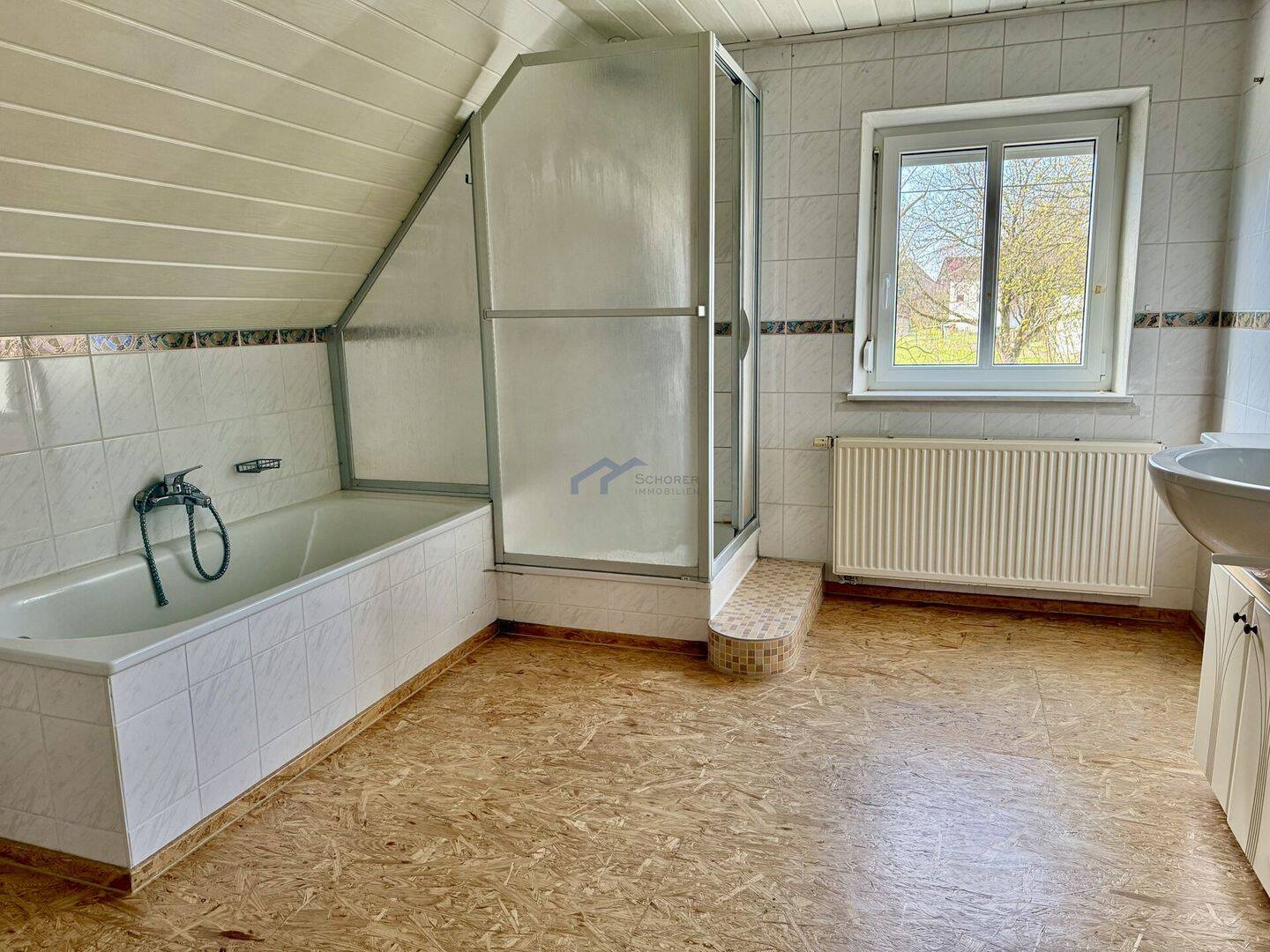 Schorer-Immobilien: Sanieren & Wohlfühlen - Einfamilienhaus mit Potenzial in Lützelburg – Gablingen – Vorschaubild 9