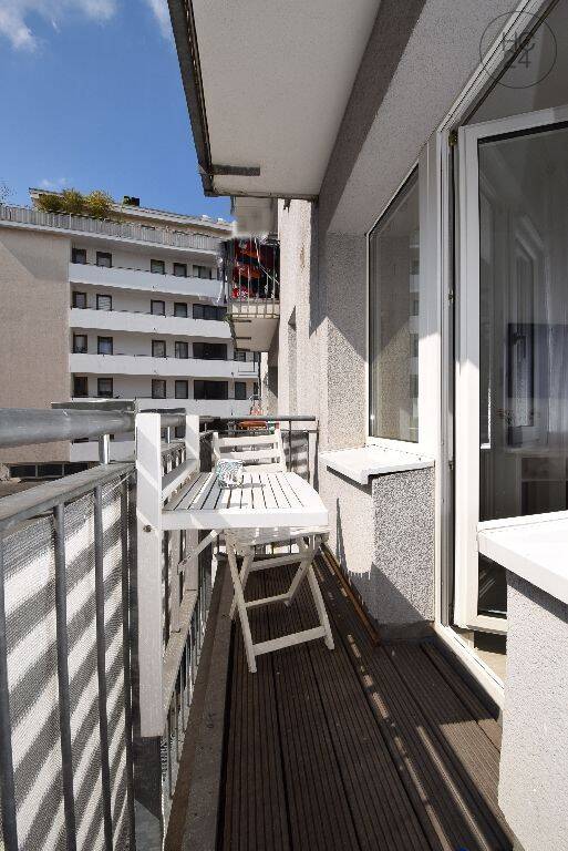 Möbliertes Apartment mit Balkon im Friesenviertel – Köln – Vorschaubild 5