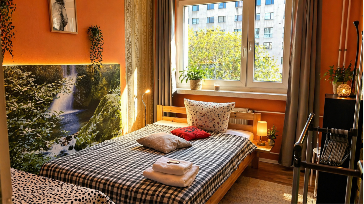 Parkblick und Cityflair - Großzügige 4-Zimmer-Wohnung zwischen Mitte und Friedrichshain – Berlin – Vorschaubild 2