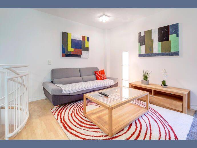 Möbliert: Ruhig Gartenwohnung über zwei Ebenen – München – Vorschaubild 2