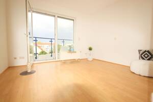 3,5 Raum Wohnung DG Maisonette 2 Bäder*Balkon*Stellplatz – 4107 Leipzig – Vorschaubild 2