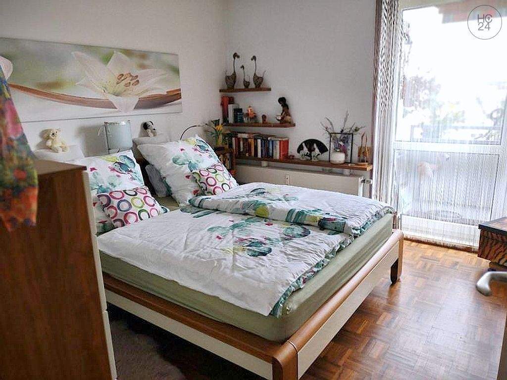 Schöne, möblierte 2-Zimmer-Wohnung mit WLAN, Stellplatz und Balkon in Nürnberg Neuselsbrunn – Nürnberg – Vorschaubild 2