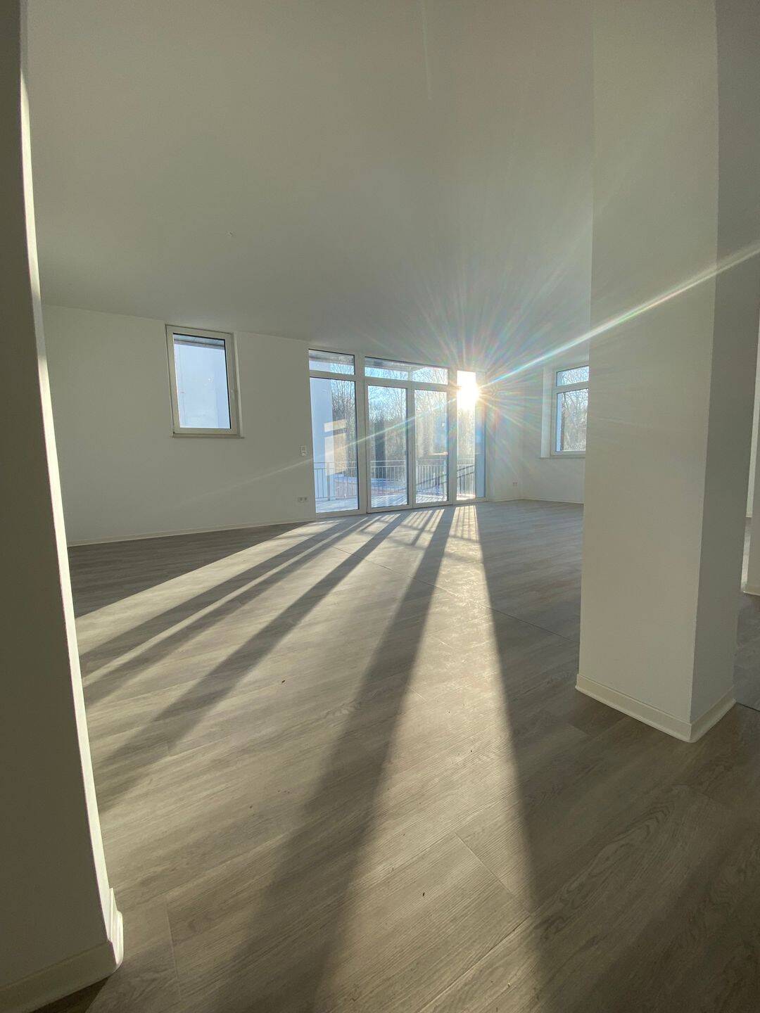 Barrierefreie 4 Raum Wohnung mit Balkon und Fahrstuhl
