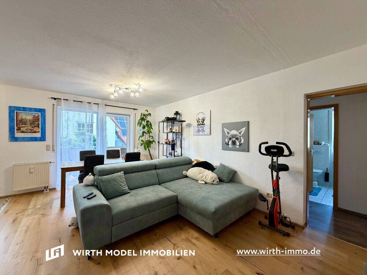 Schöne-Drei-Zimmer-Wohnung mit Balkon und Stellplatz in Bergrheinfeld – Bergrheinfeld – Vorschaubild 5
