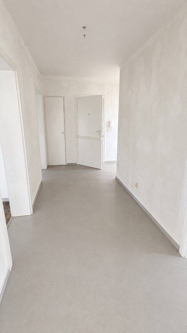 ** PROVISIONSFREI ! ** 4- Raum- ETW in D- Lörick, Niederdonker Str. 39 mit Balkon, ab sofort frei ! – Düsseldorf – Vorschaubild 9