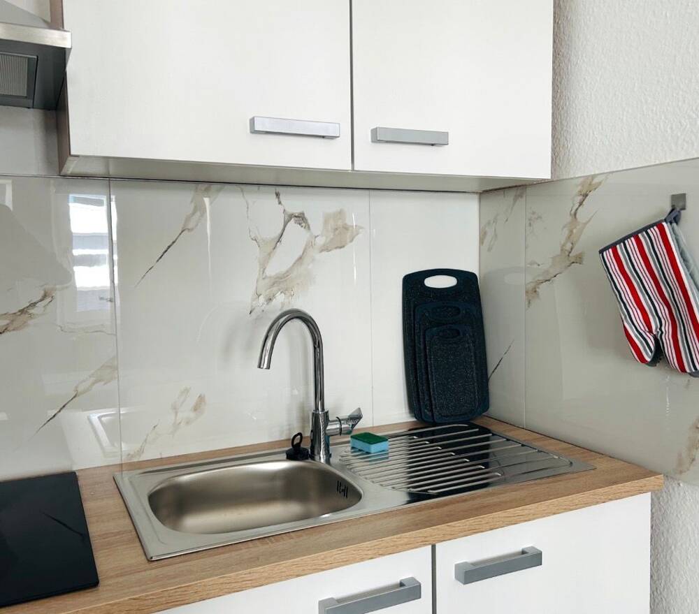 Charmante, frisch renovierte 2-ZKB-Wohnung in zentraler Lage von Saarbrücken – Saarbrücken – Vorschaubild 7