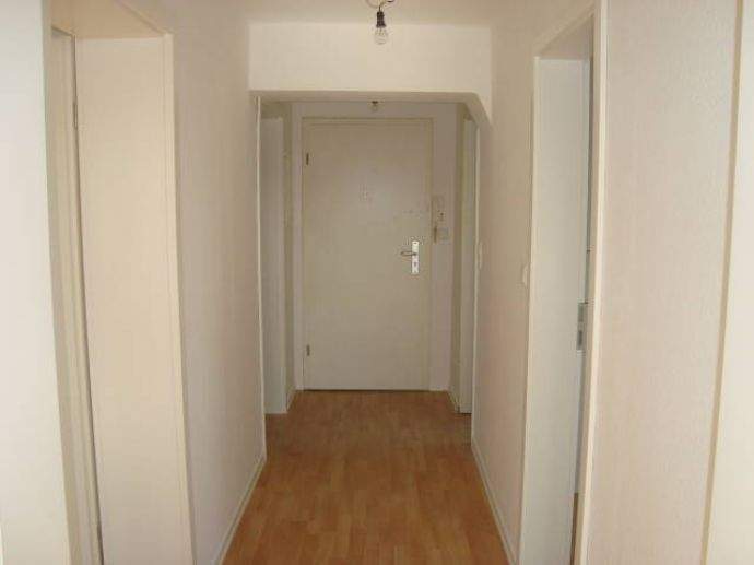 Mitten in Kirchharpen - 3,5-Raum-DG-Wohnung, komplett renoviert – Bochum – Vorschaubild 5