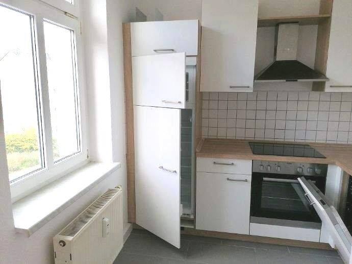 !! mit Einbauküche, 3-Raum-Wohnung mit Laminat in ruhiger Nebenstraße !! – Chemnitz – Vorschaubild 2