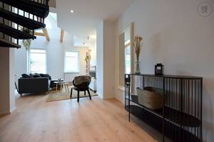 Toll und stilvoll möblierte Maisonette-Wohnung mit Balkon im beliebten Stuttgarter Westen – 70563 Stuttgart – Vorschaubild 9
