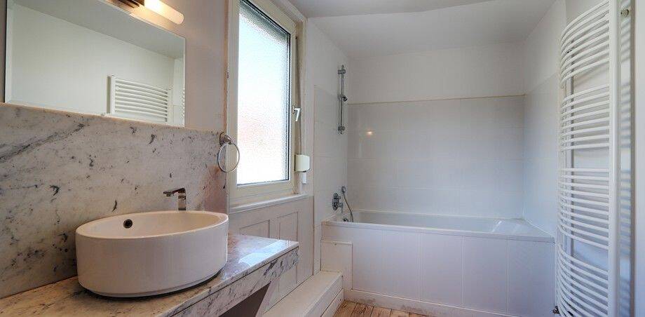 Charmante 5-Zimmer-Altbau-Wohnung in zentraler Oststadt-Lage Reutlingen – Reutlingen – Vorschaubild 4