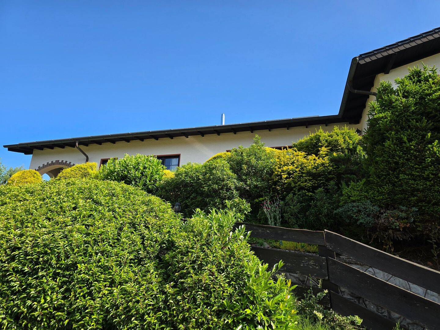 tolle Wohnung mit Einbauküche, Gartenmitbenutzung