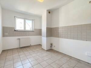 Ankommen, wohlfühlen, gestalten: Charmante 3-Zimmer-Wohnung mit Südbalkon und TG-Stellplatz – 70619 Stuttgart – Vorschaubild 8