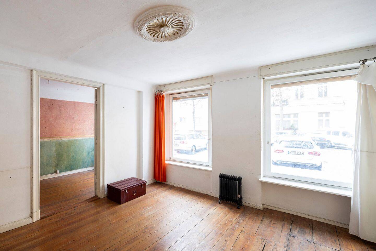 Großzügige, bezugsfreie 5-Zimmer-EG-Altbauwohnung in Moabit nahe Wasser, Parks und Cafés! – Berlin – Bild 1 von 9
