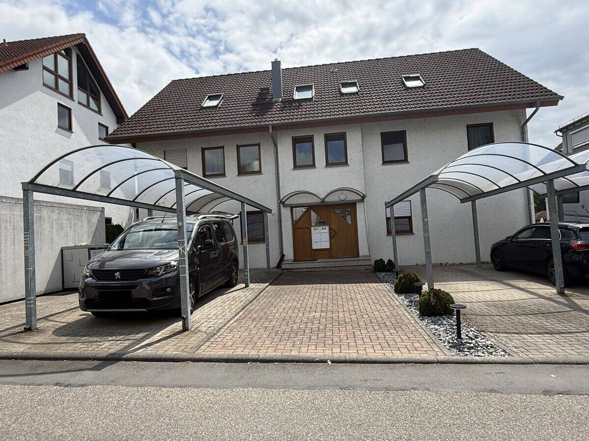 VERMIETETE 2-ZIMMERWOHNUNG IM ERDGESCHOSS