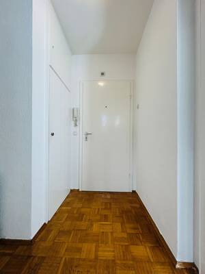 Heller 2,5-Raum-DG-Traum: Südwest-Hoflage, Parkett, neue Heizung & 67 m² Spitzboden-Ausbaureserve! – 45276 Essen – Vorschaubild 9