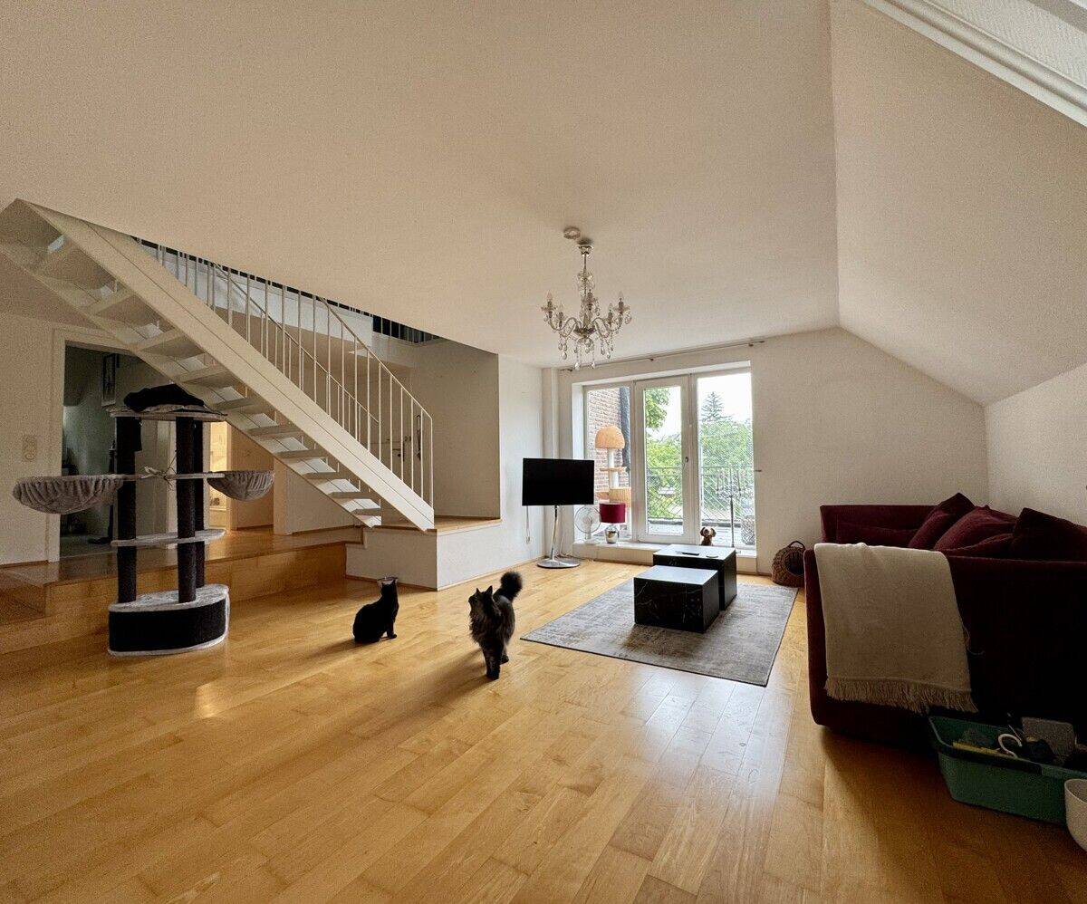Luftig, großzügig, besonders - Maisonette-Wohnung in Düsseldorf-Gerresheim – Düsseldorf – Vorschaubild 3