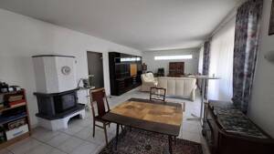 Zweifamilienhaus mit eingewachsenem Garten + 2 Garagen in guter Lage, provisionsfrei für Käufer – 64291 Darmstadt – Vorschaubild 6