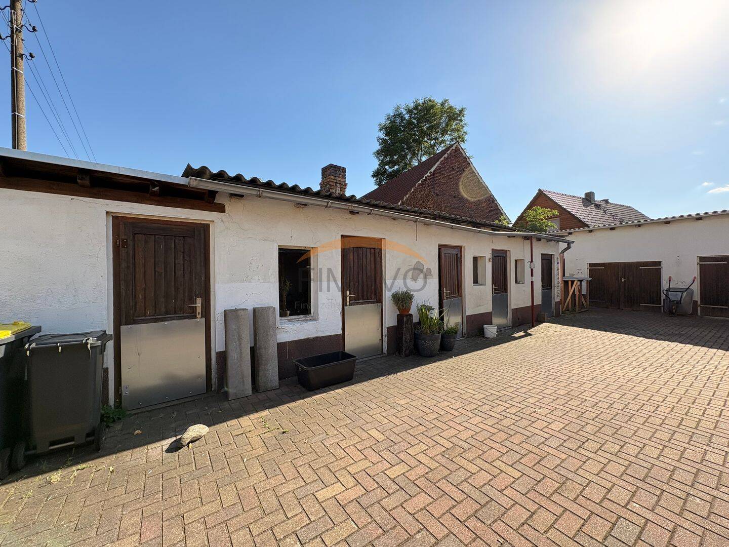Familienfreundliches Einfamilienhaus mit großem Grundstück, Kamin, Nebengebäuden und viel Potenzial – Lauchhammer – Vorschaubild 5