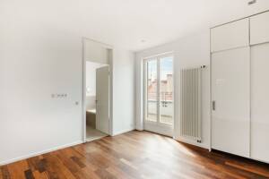 Wohnen über den Dächern: Penthouse-Charme mit Kaminfeuer, zwei Terrassen & Fernsehturmblick – 10115 Berlin – Vorschaubild 9